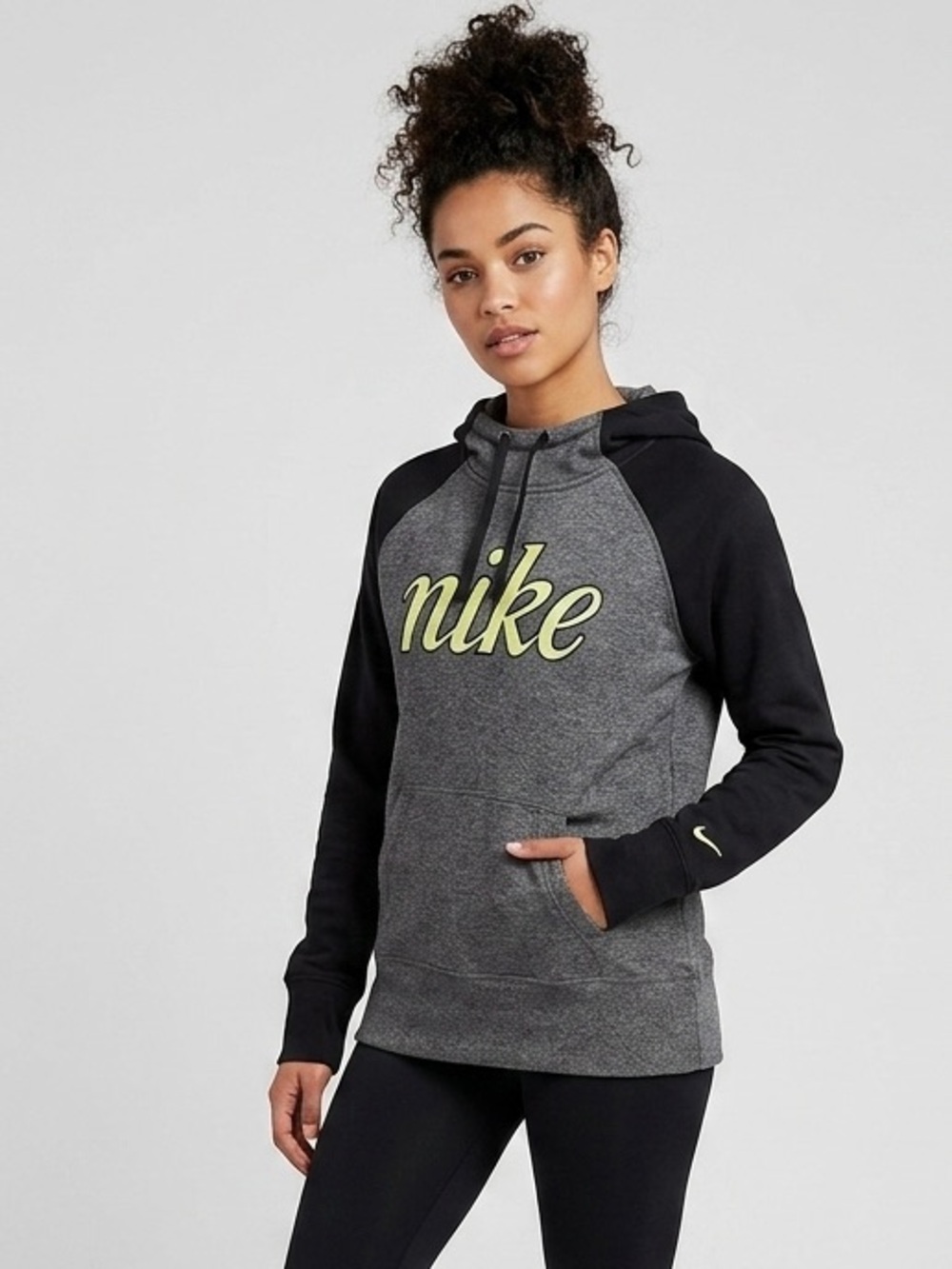 Women’s Nike Therma-Fit Gray, Black, Green Pullover Hoodie Sweatshirt, Medium